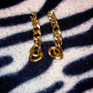 Chain dangling earrings